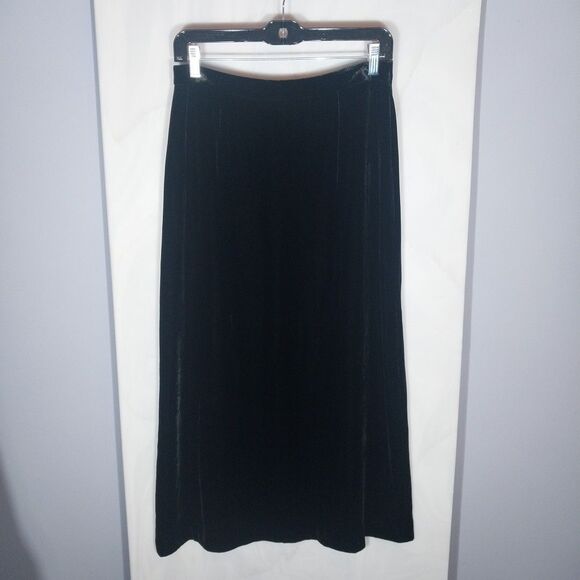 Ann Taylor Dresses & Skirts - Ann Taylor Petites Black Velvet Midi Skirt 8P Rayon Silk A-Line Lined Vintage